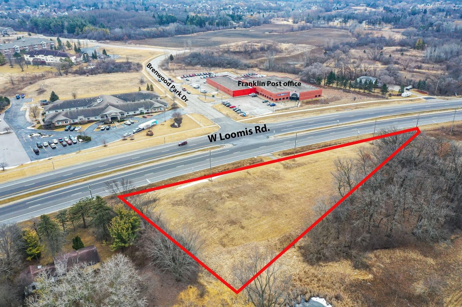 9530 Loomis, Franklin, WI 53132