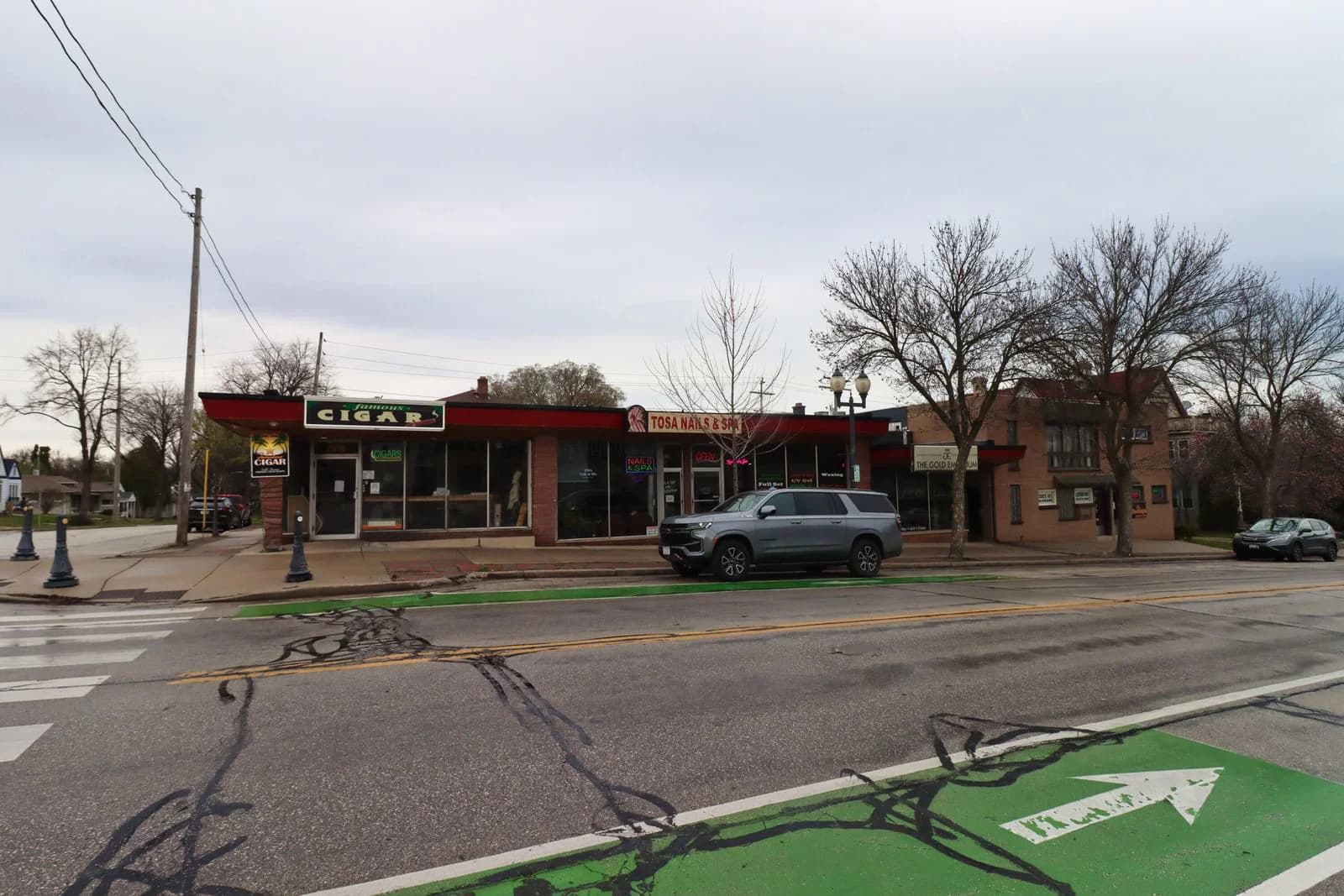 7026 North 2