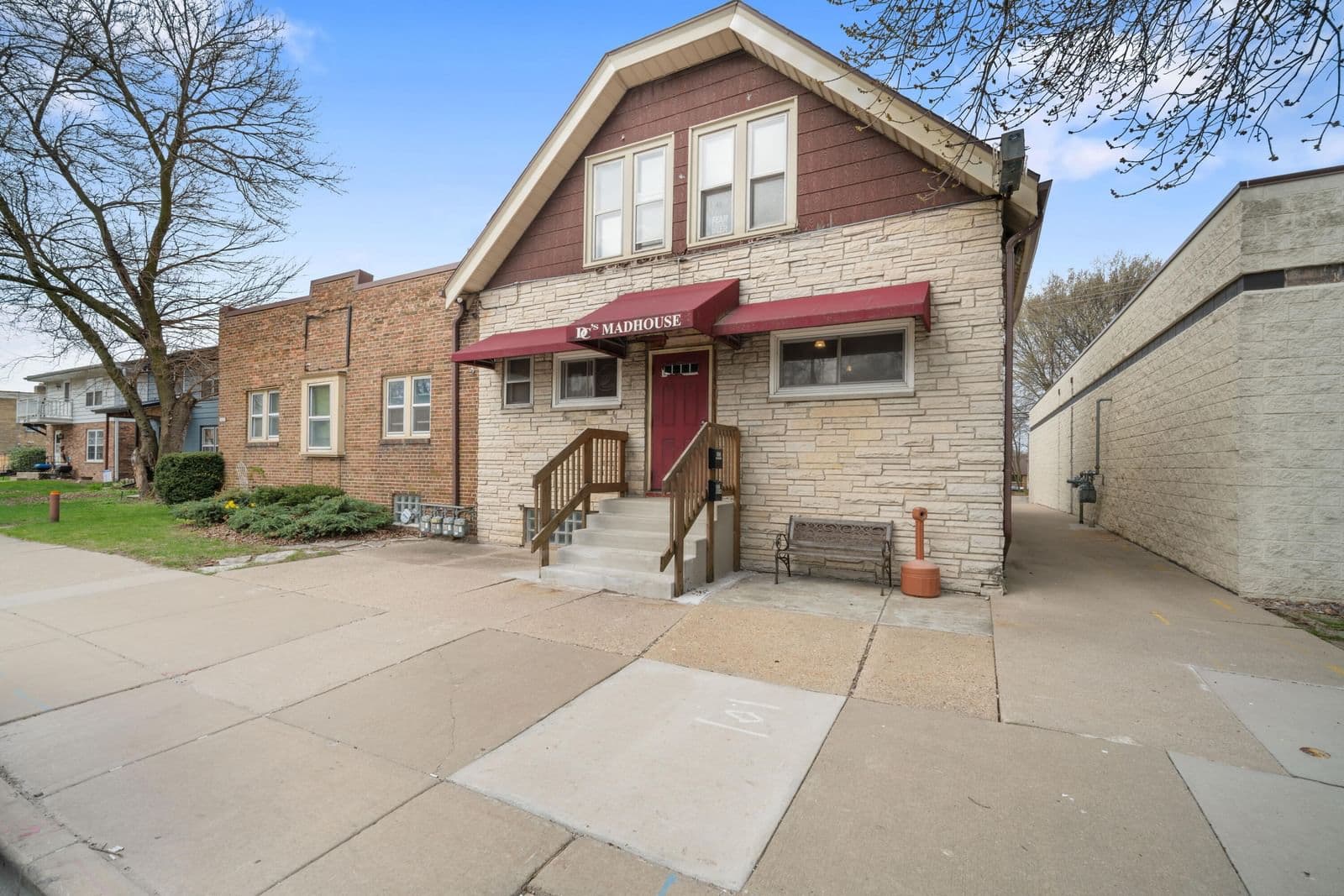 3423 Clement, Milwaukee, WI 53207