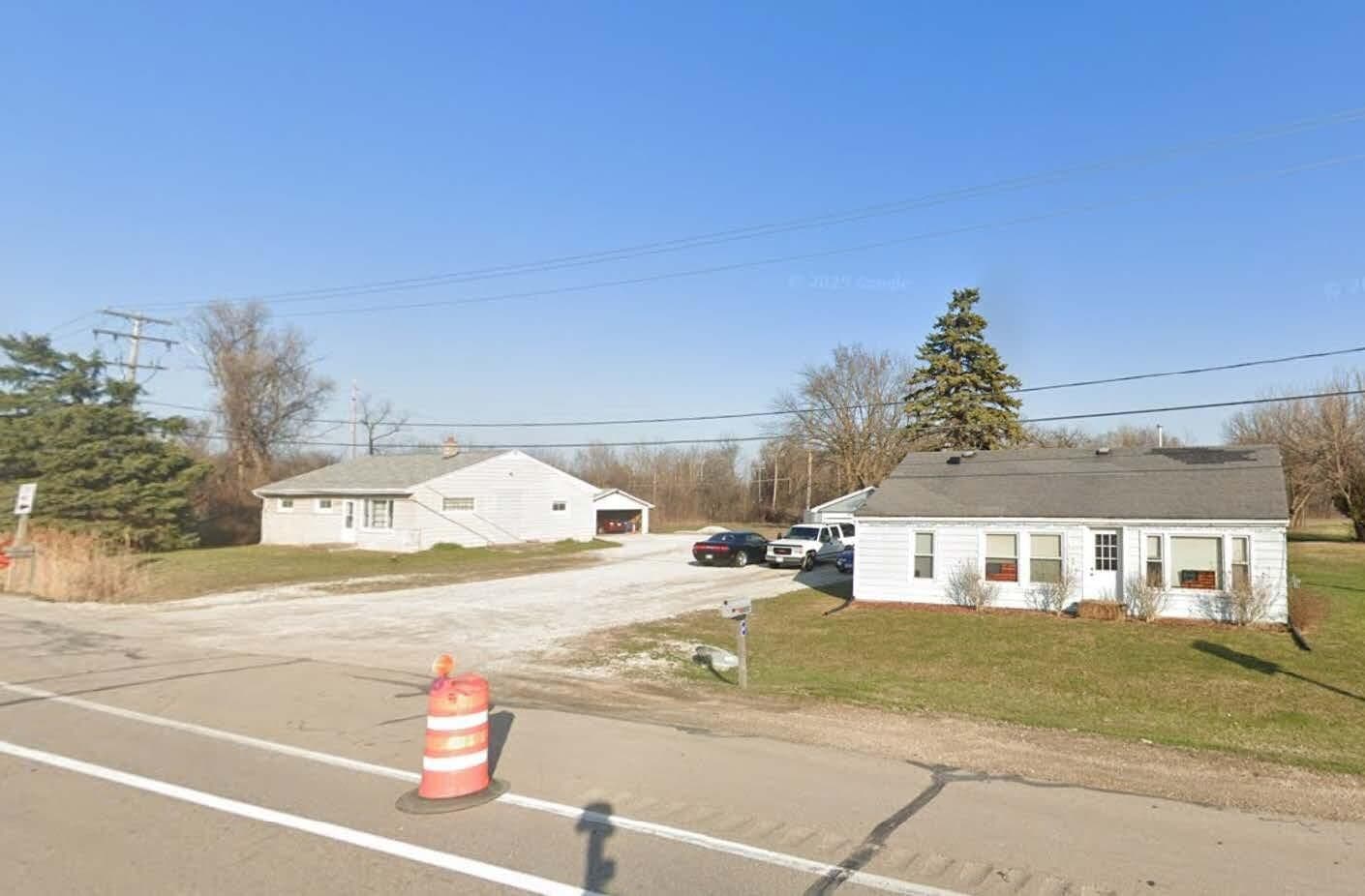 10049 Loomis, Franklin, WI 53132