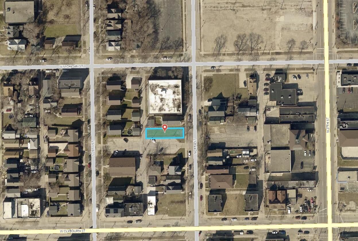 535 28th, Milwaukee, WI 53208