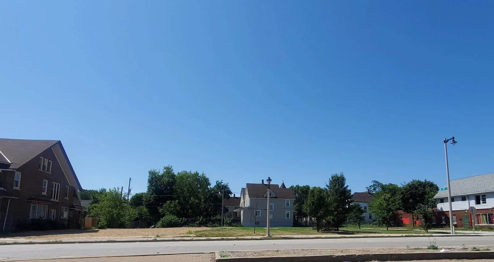 2817-2829 North, Milwaukee, WI 53208