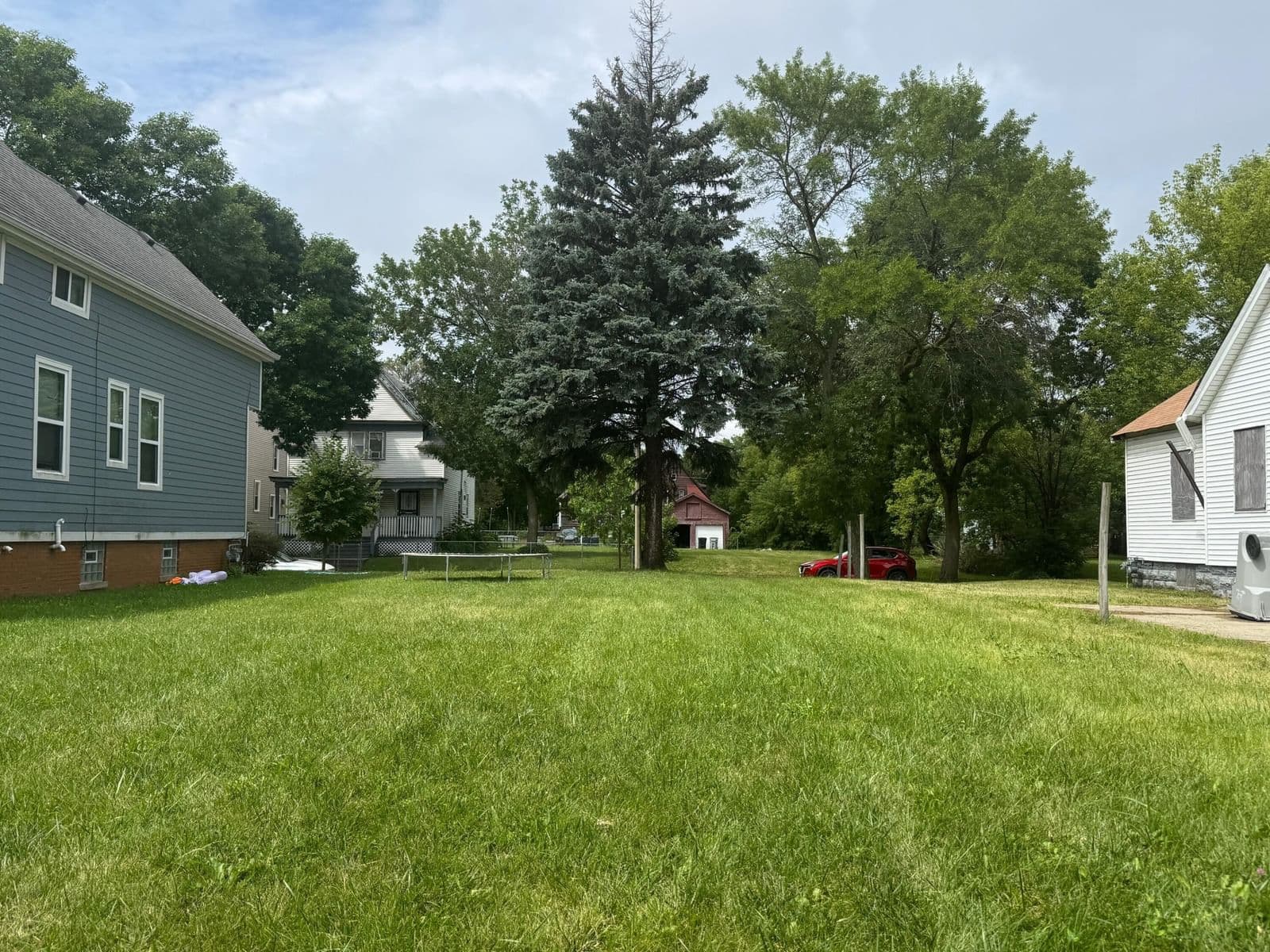 2448 16th, Milwaukee, WI 53206