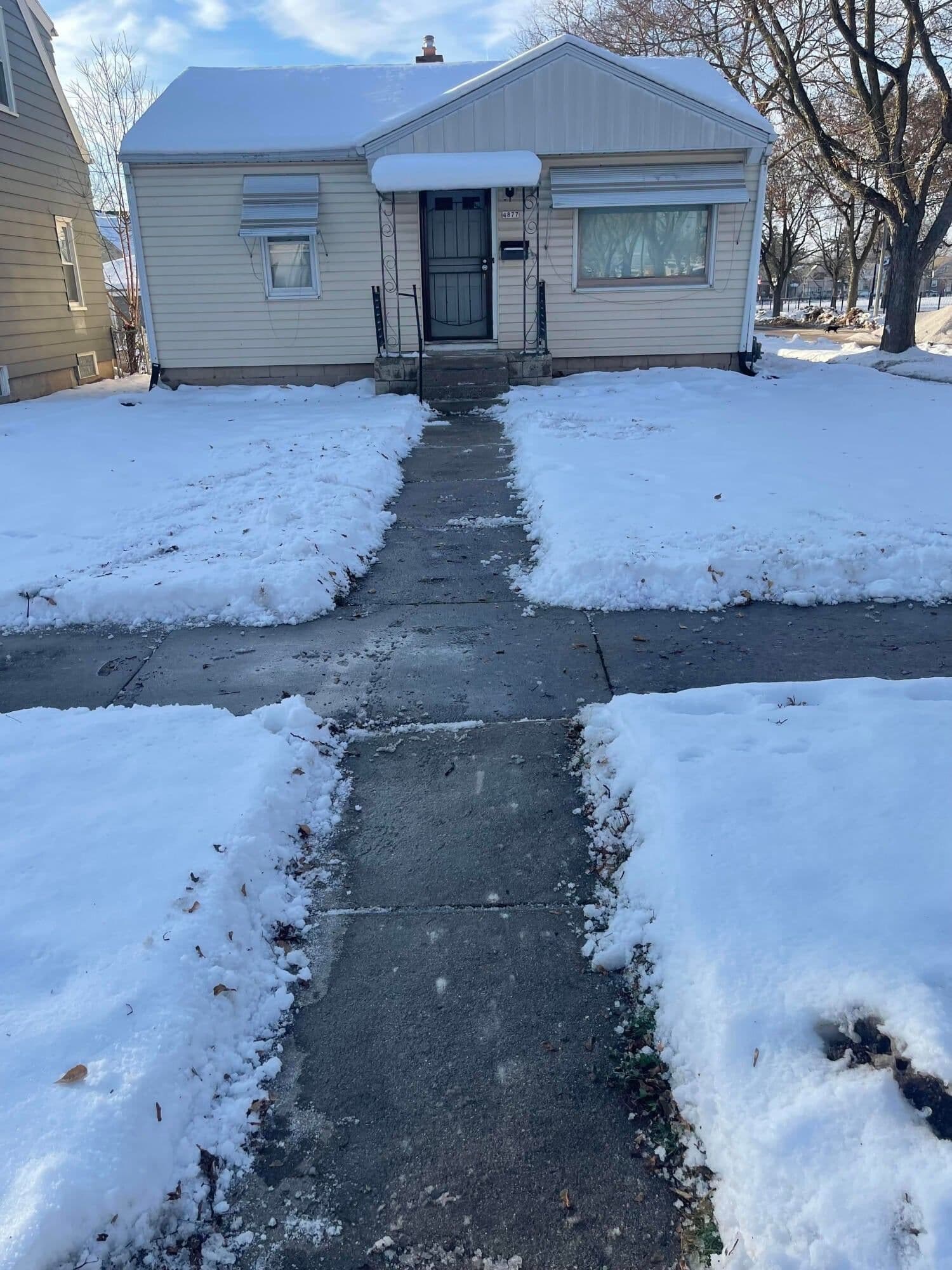 4877 40th, Milwaukee, WI 53209