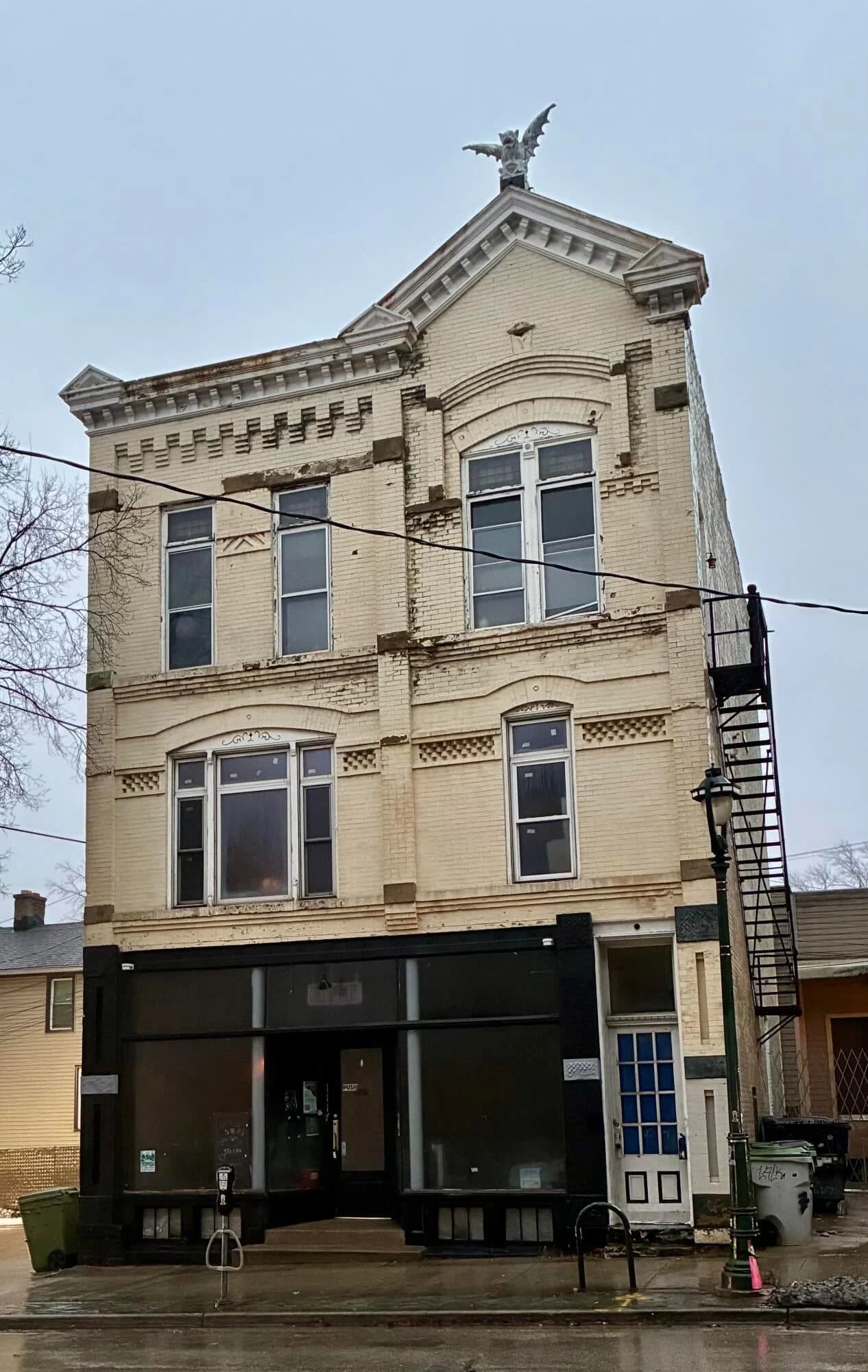 1115-1117 Brady, Milwaukee, WI 53202