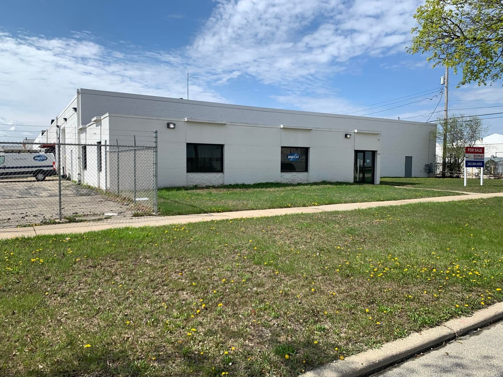 5515 Florist, Milwaukee, WI 53218