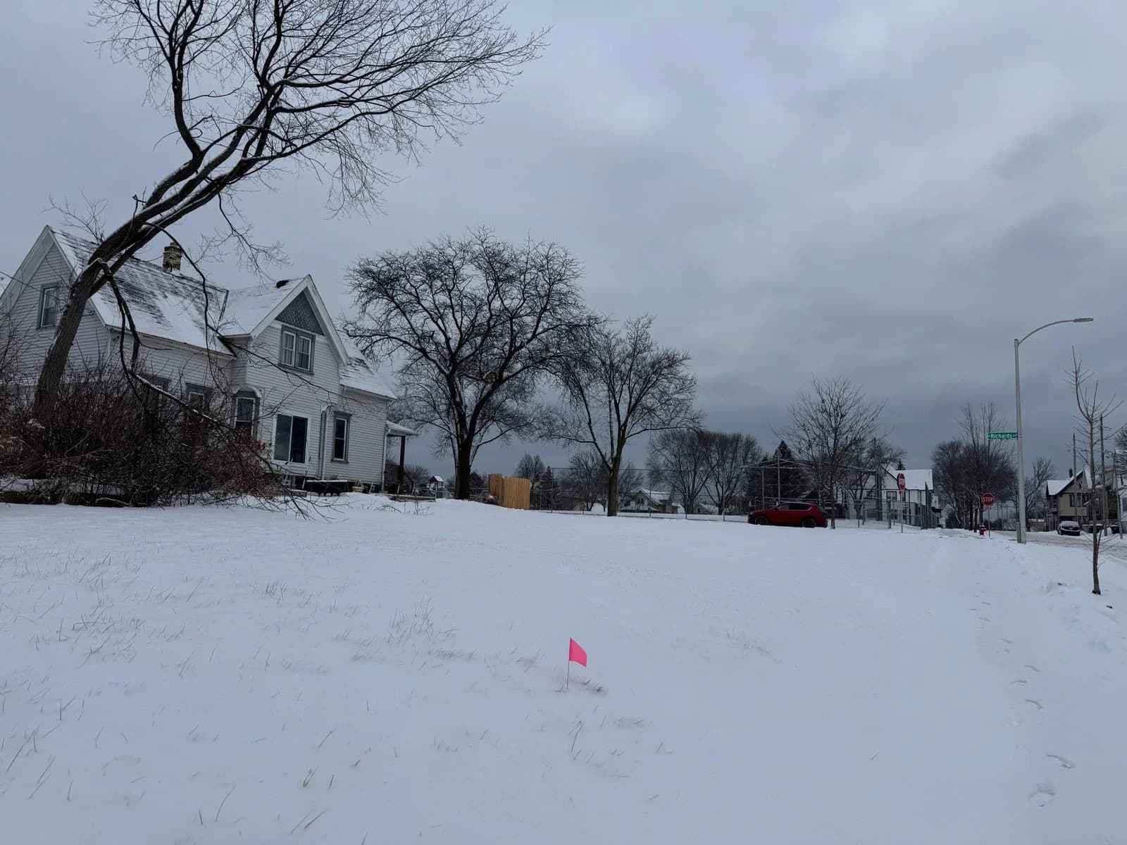 2401 Richards, Milwaukee, WI 53212