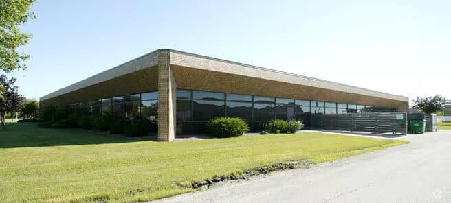 7630 10th, Oak Creek, WI 53154
