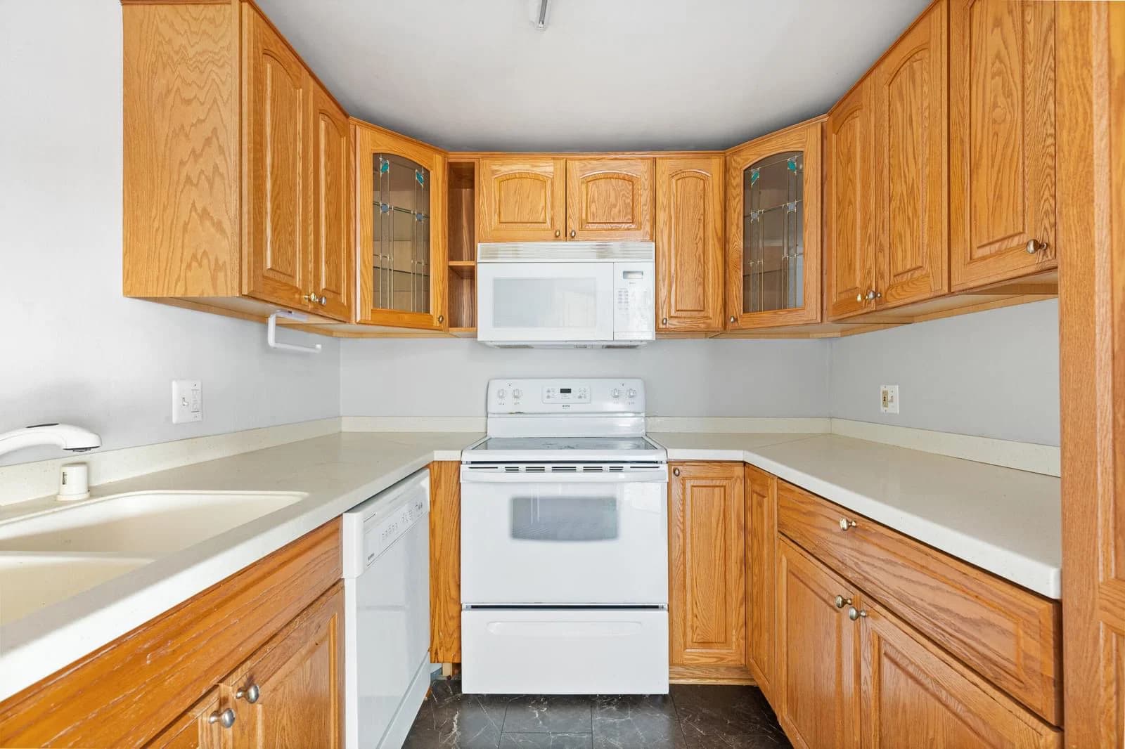 1633 Prospect 4