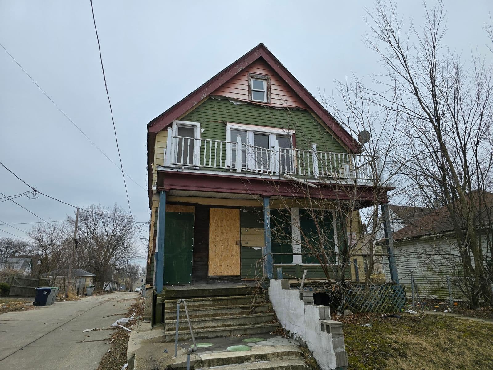 1121 Finn, Milwaukee, WI 53206