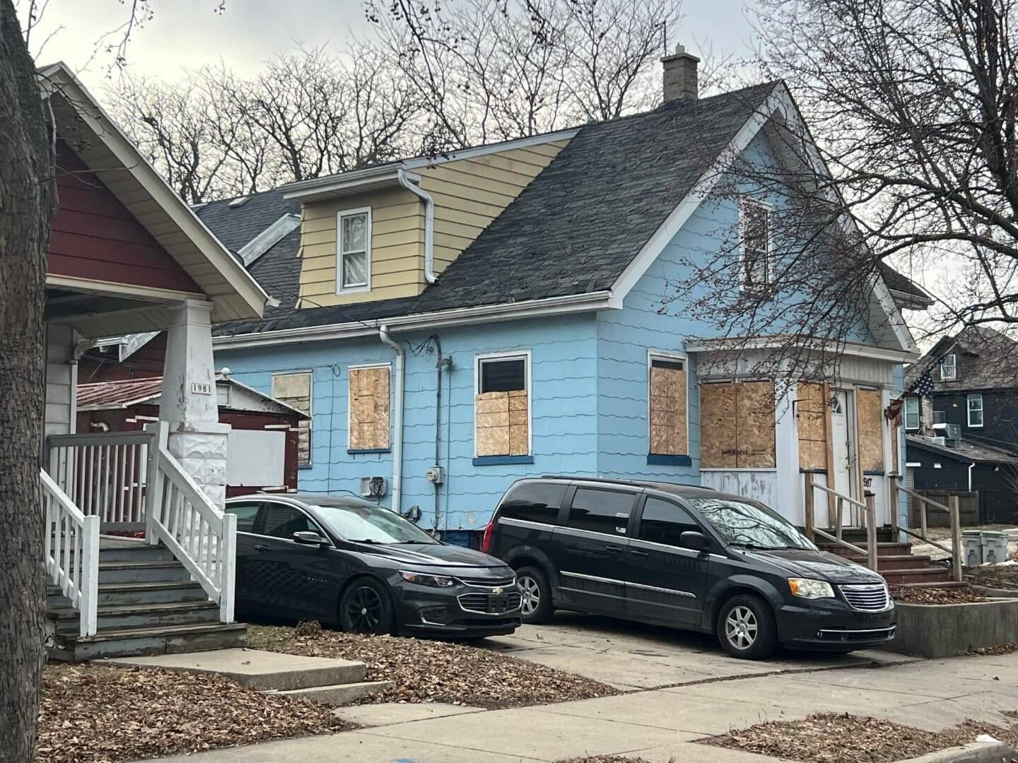 1987 Melvina, Milwaukee, WI 53206