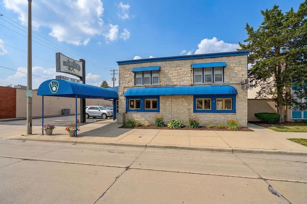 6317 Bluemound, Milwaukee, WI 53213