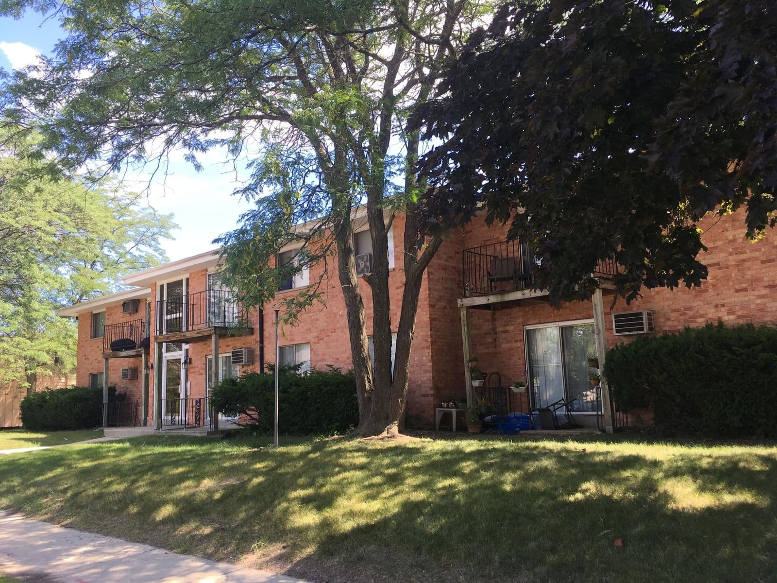 4244 51st, Milwaukee, WI 53220