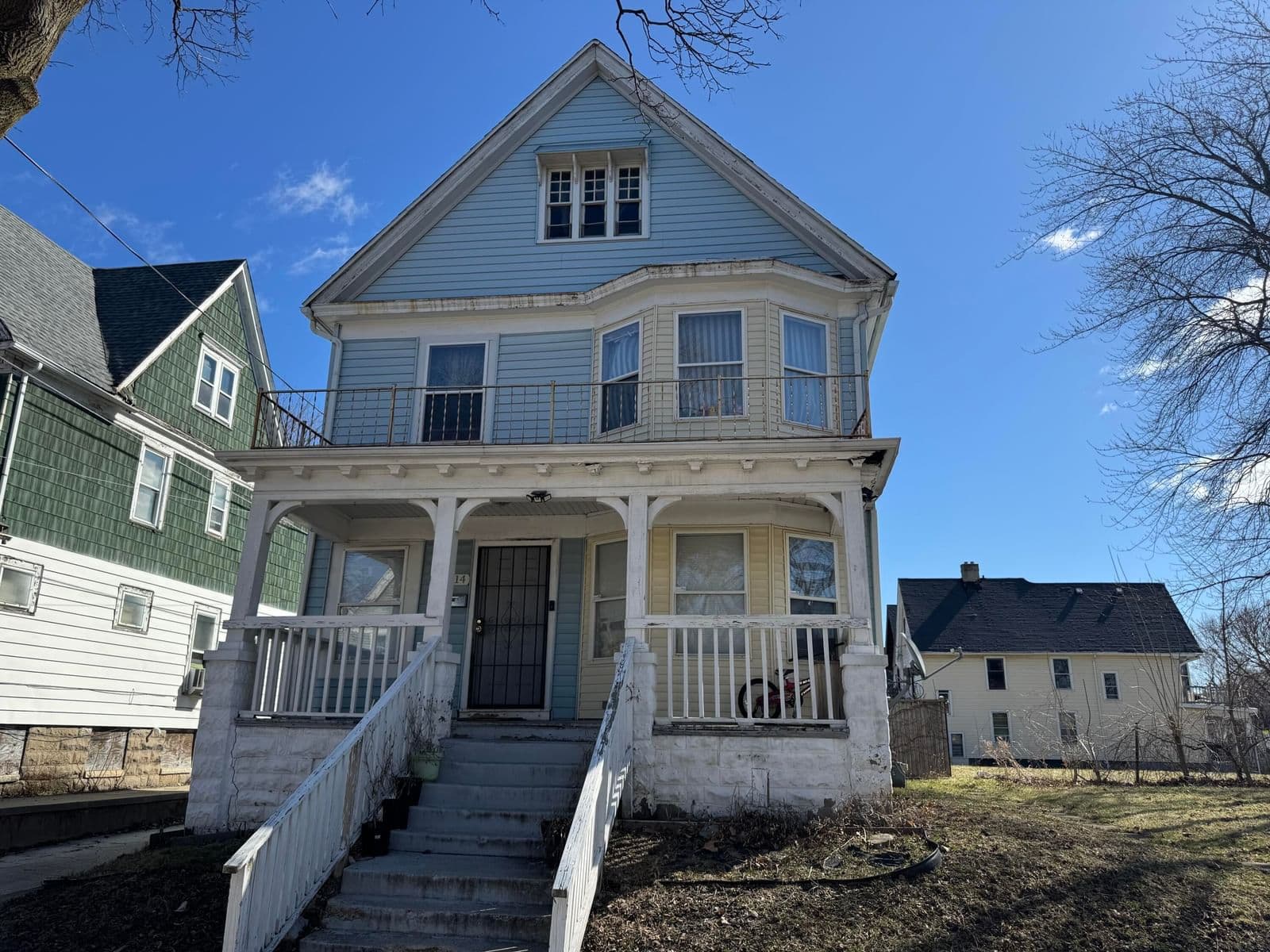1114 25th, Milwaukee, WI 53233