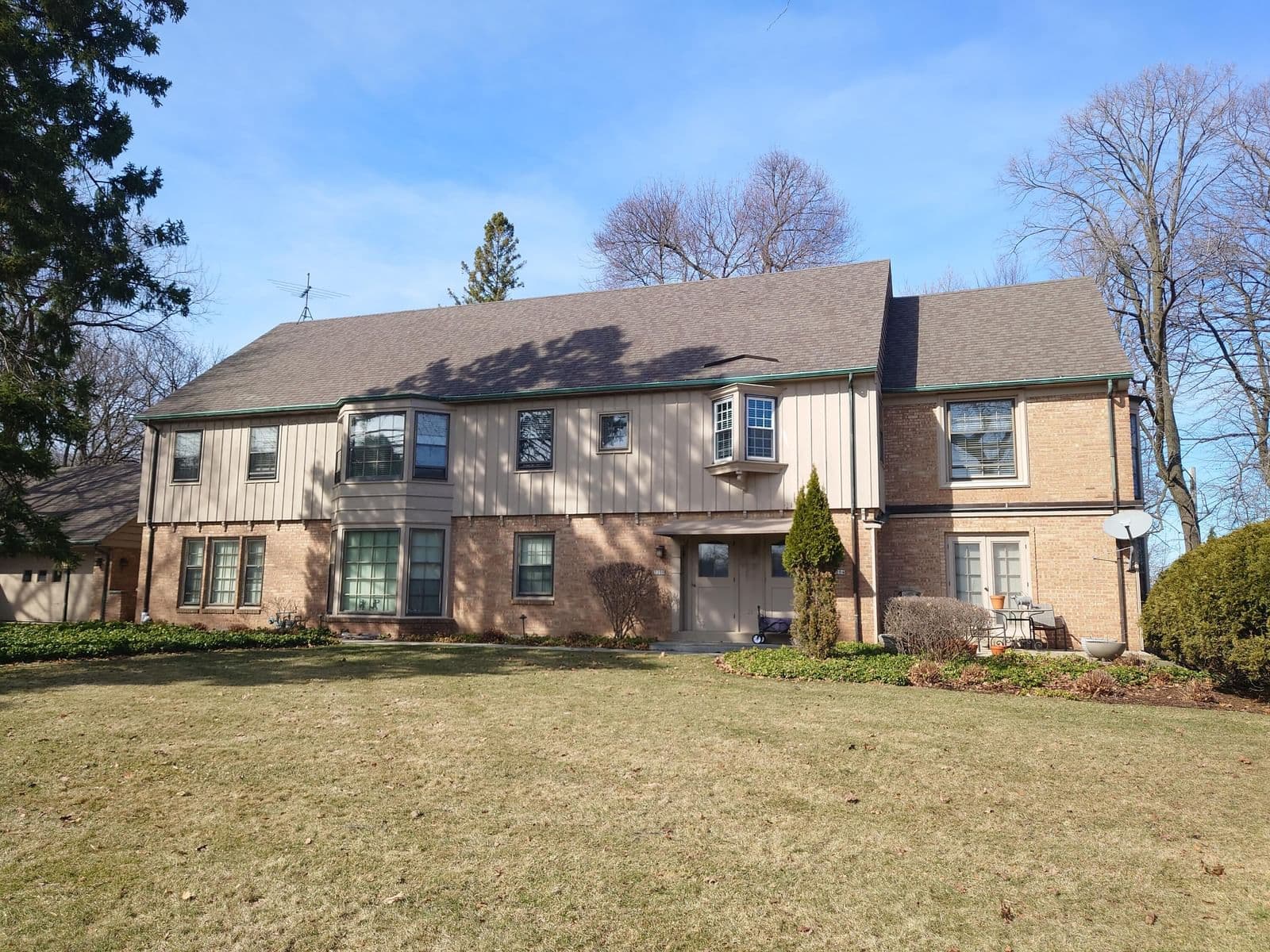 3200 Hampshire, Milwaukee, WI 53211