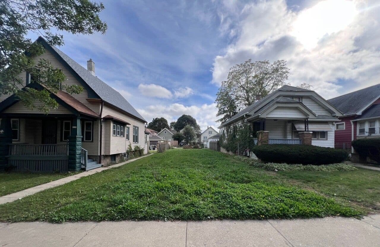 4024 19th, Milwaukee, WI 53209