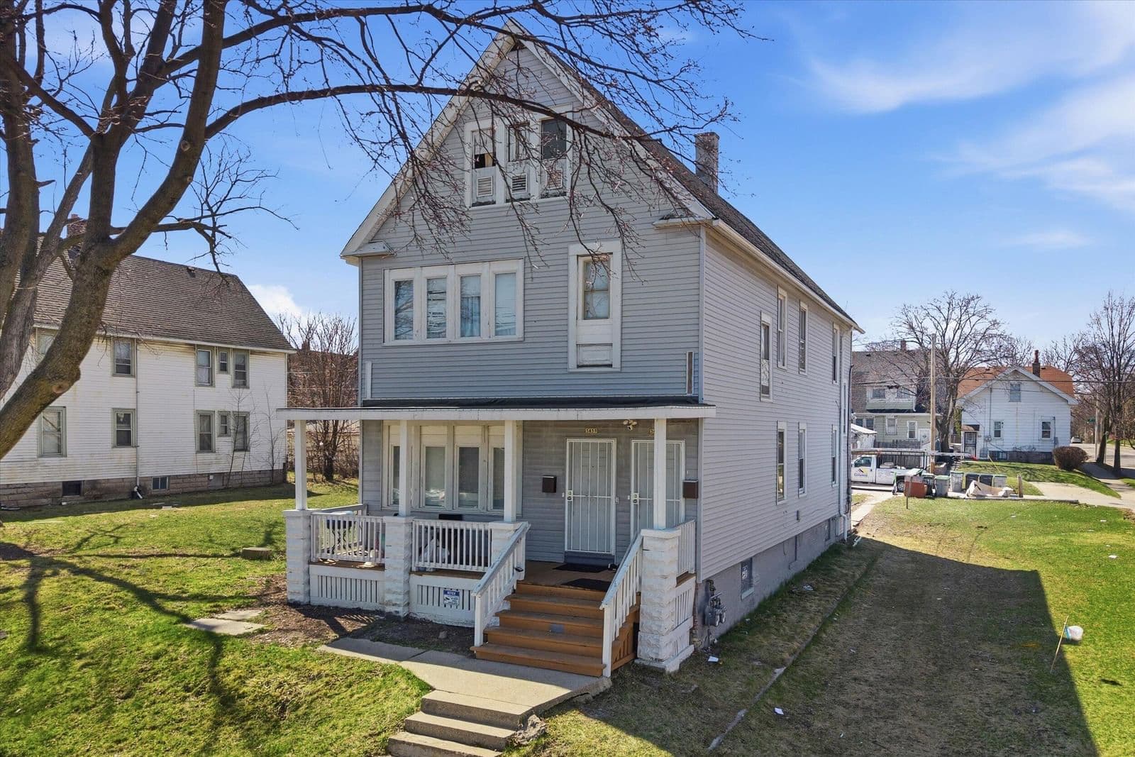 3459 8th, Milwaukee, WI 53206