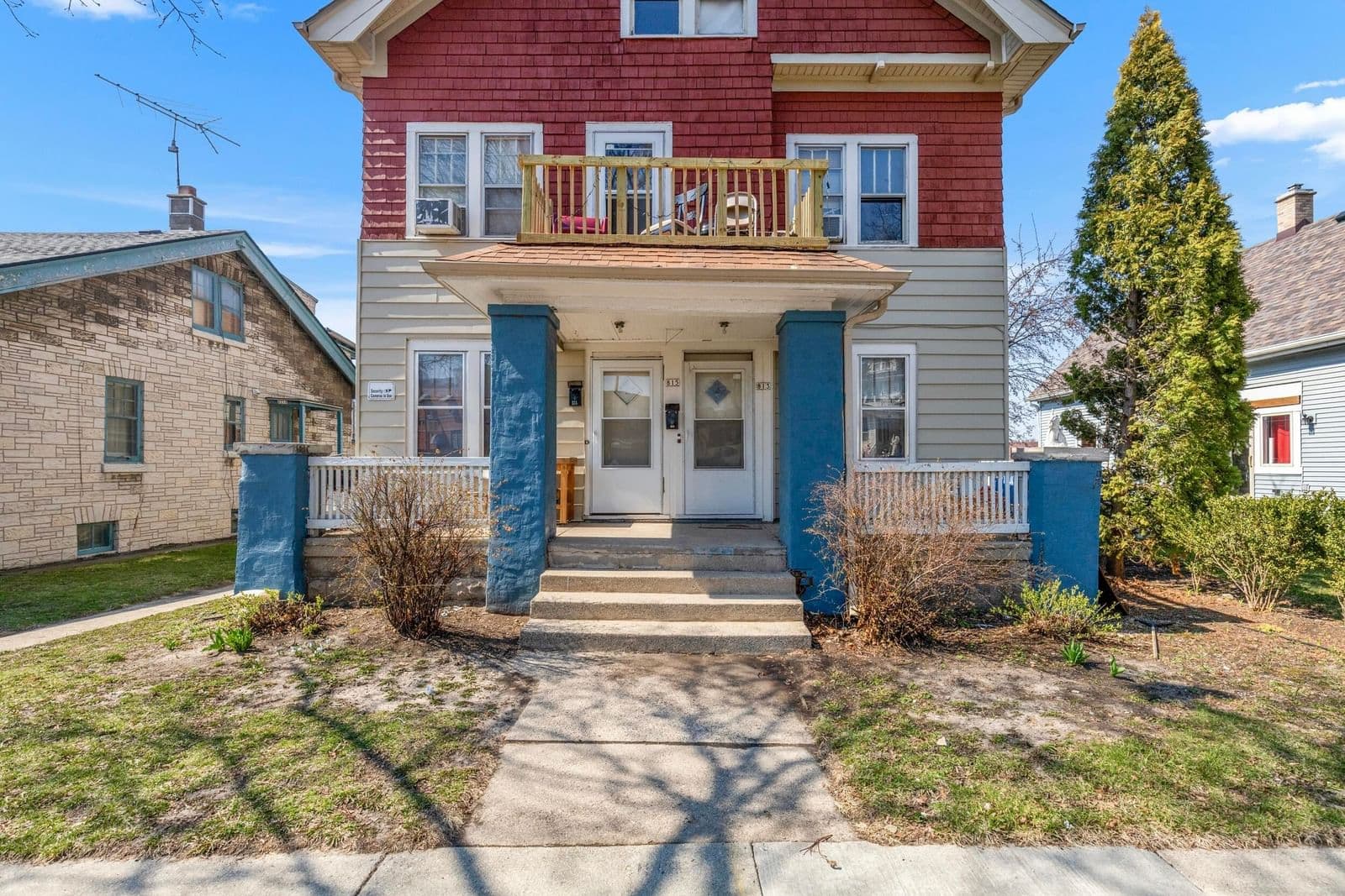 813 Shea, Milwaukee, WI 53215