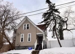 1431 Chambers, Milwaukee, WI 53206