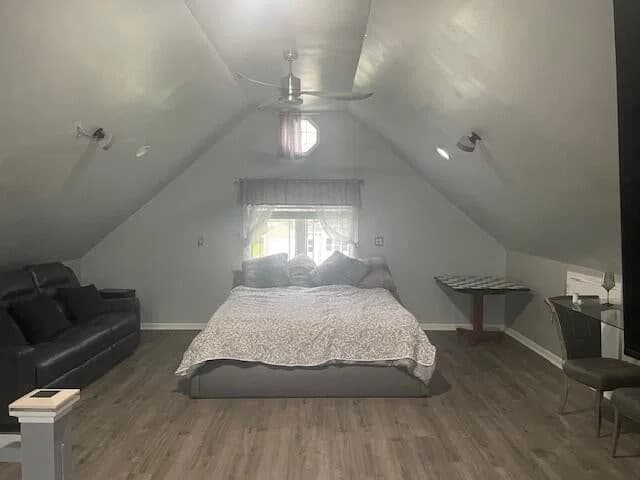 4658 53rd 5