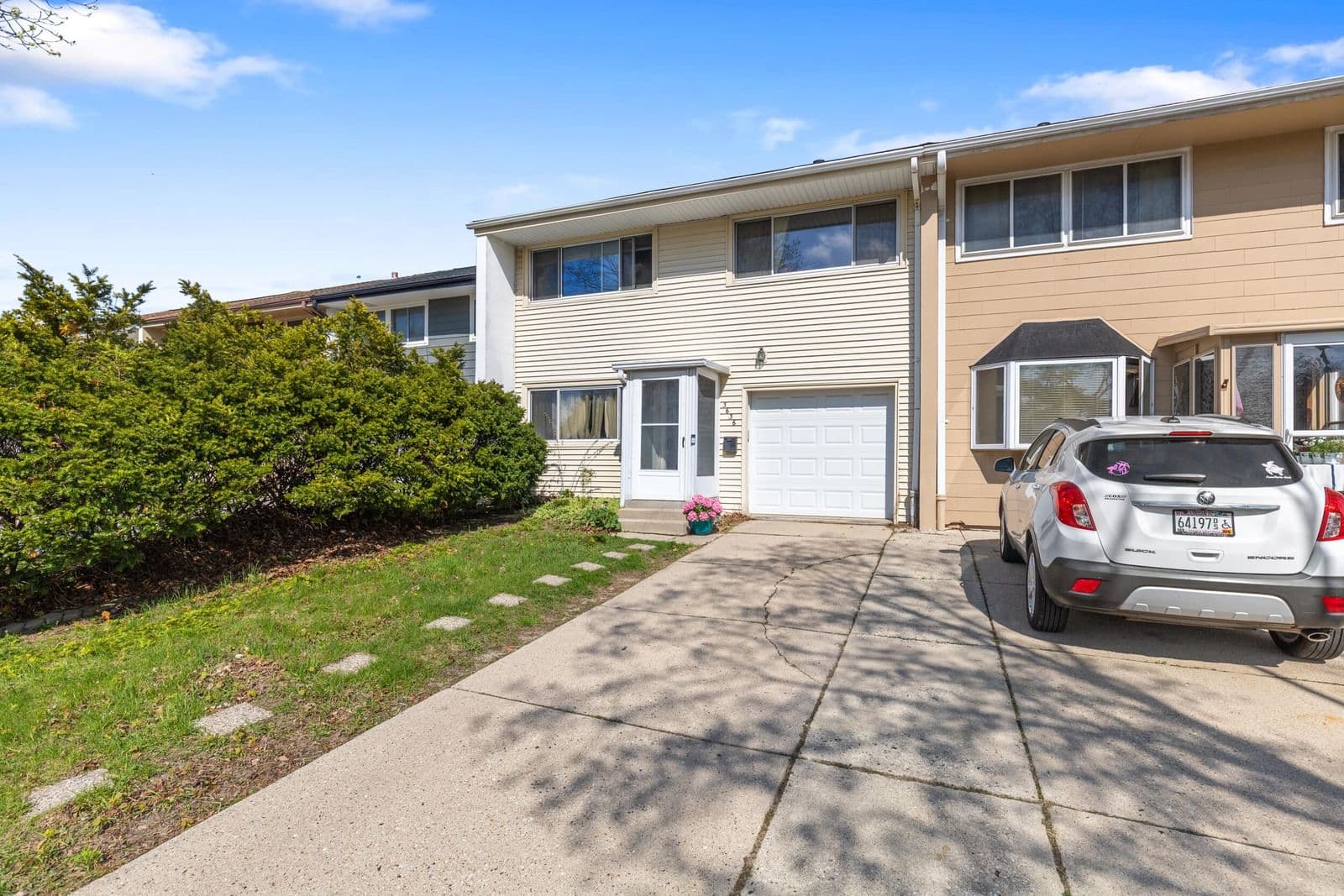 3636 Quincy, Milwaukee, WI 53207