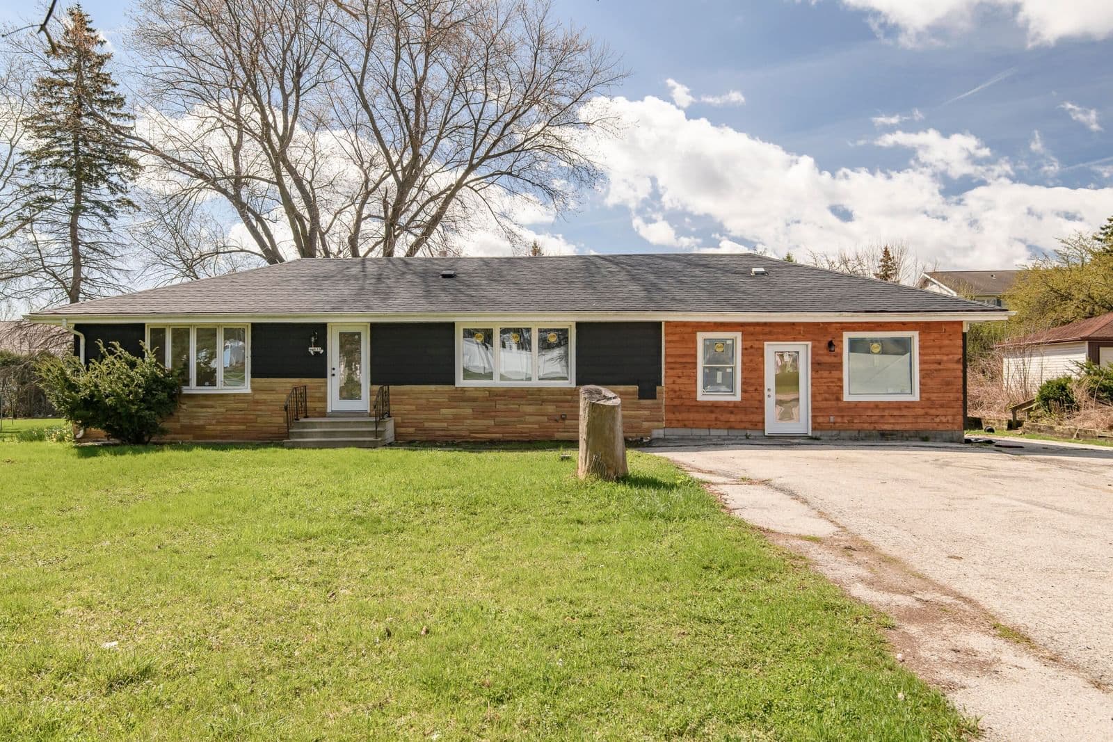 10535 Bradley, Milwaukee, WI 53224