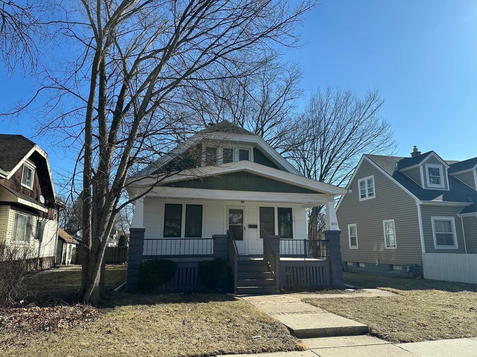 4852 37th, Milwaukee, WI 53209