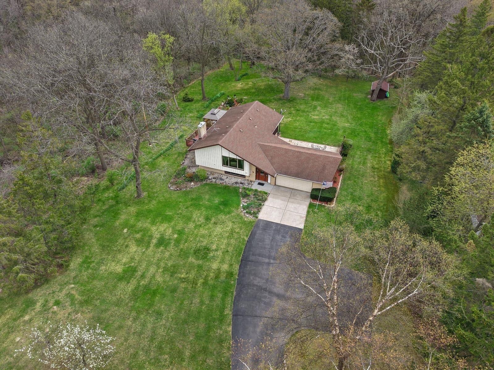 10456 92nd, Franklin, WI 53132