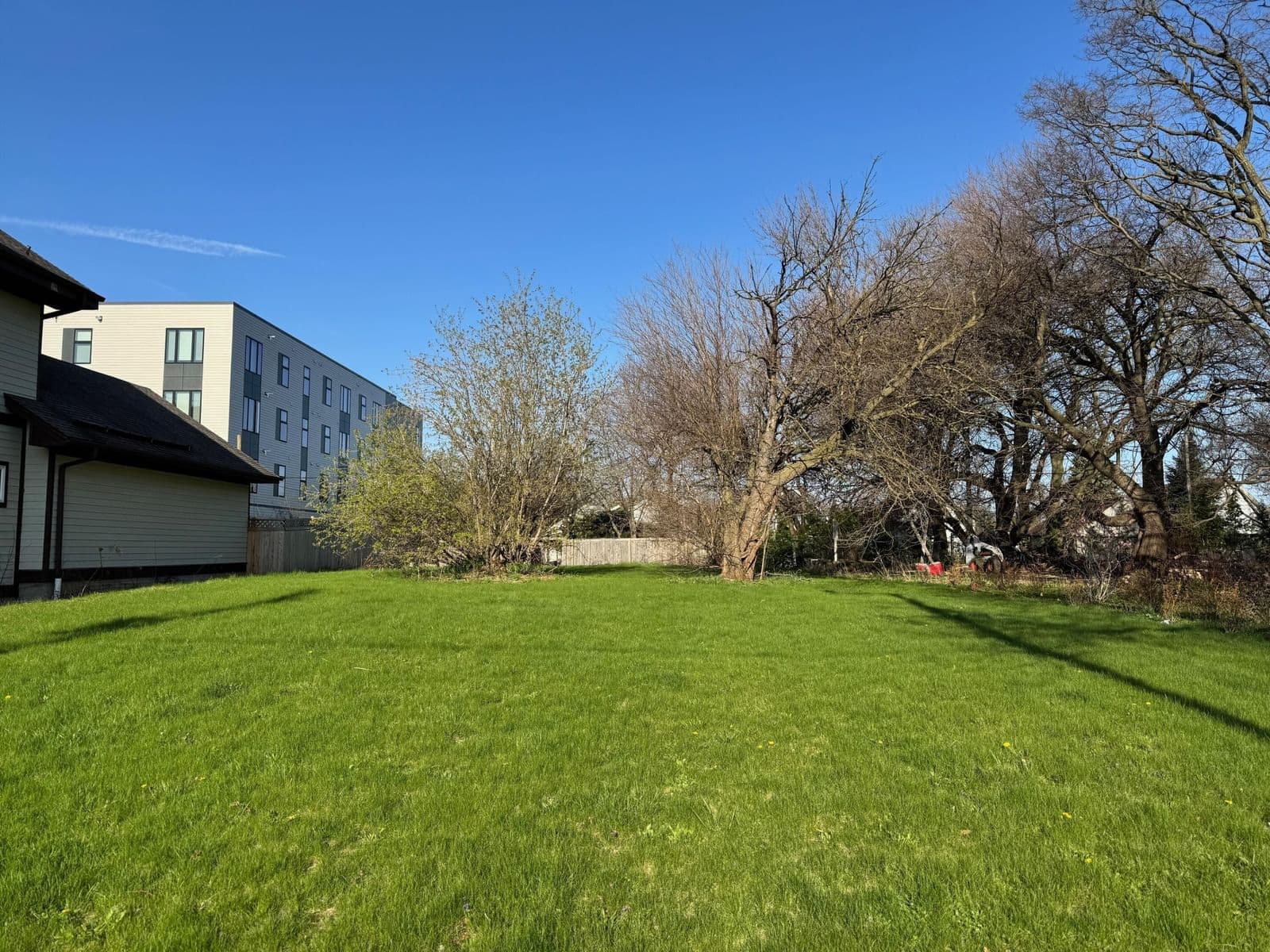 2333 6th, Milwaukee, WI 53212