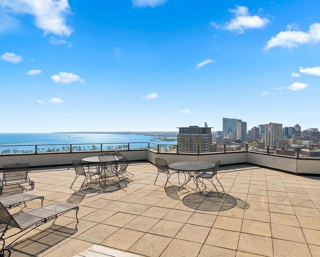 1633 Prospect 2