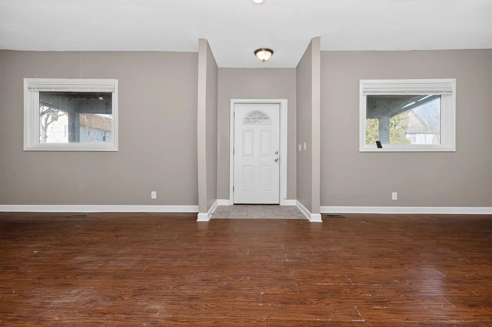 2952 Buffum 5