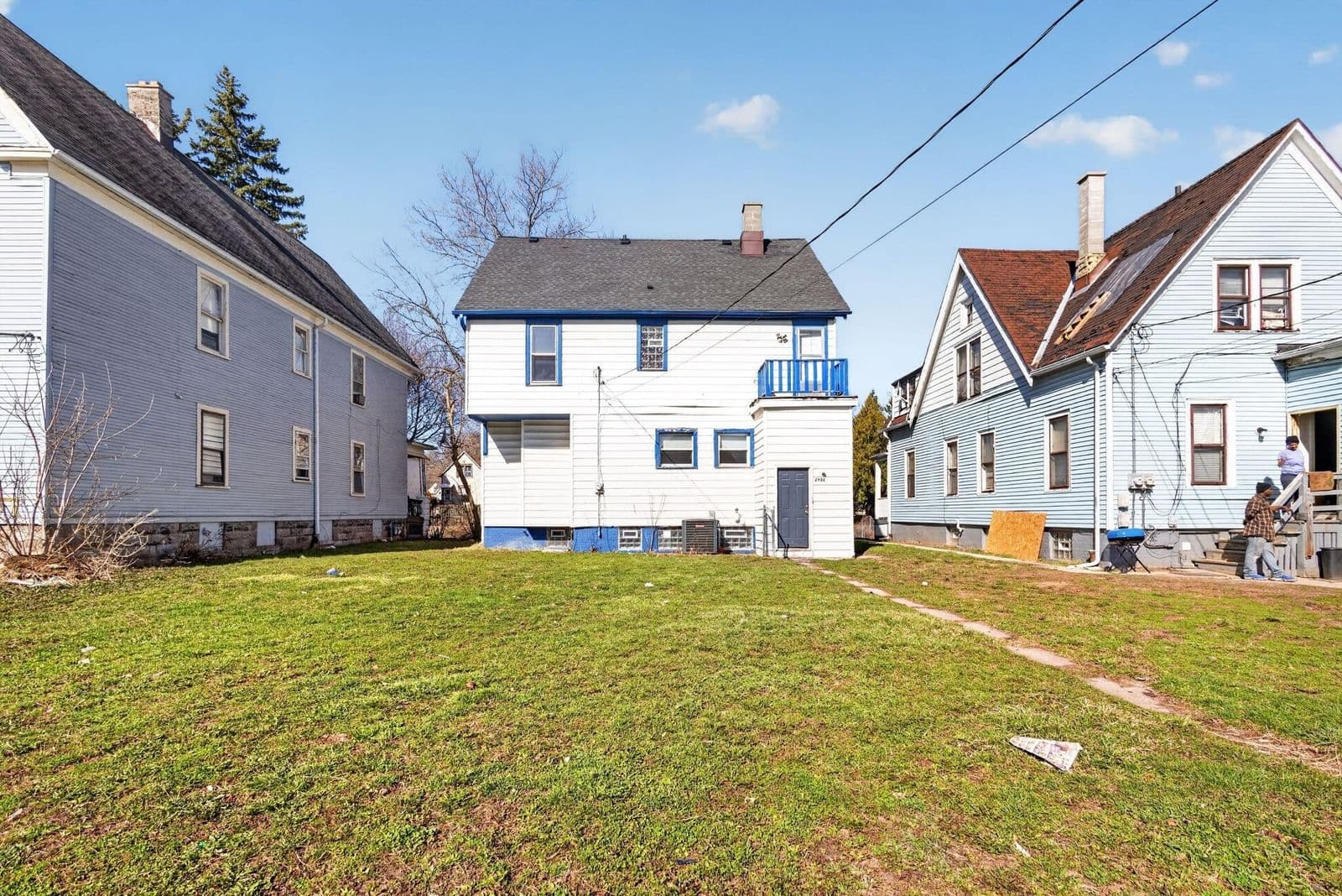 2952 Buffum 4