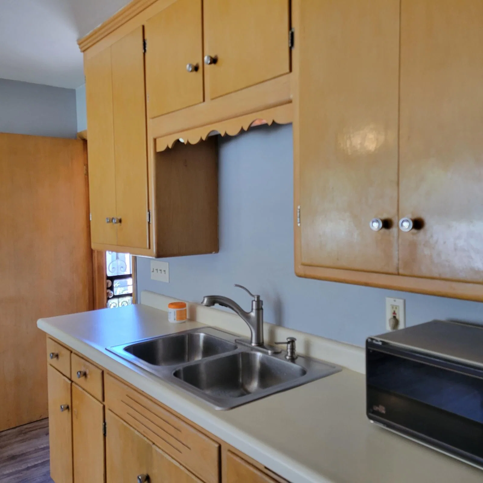 4643 51st 5