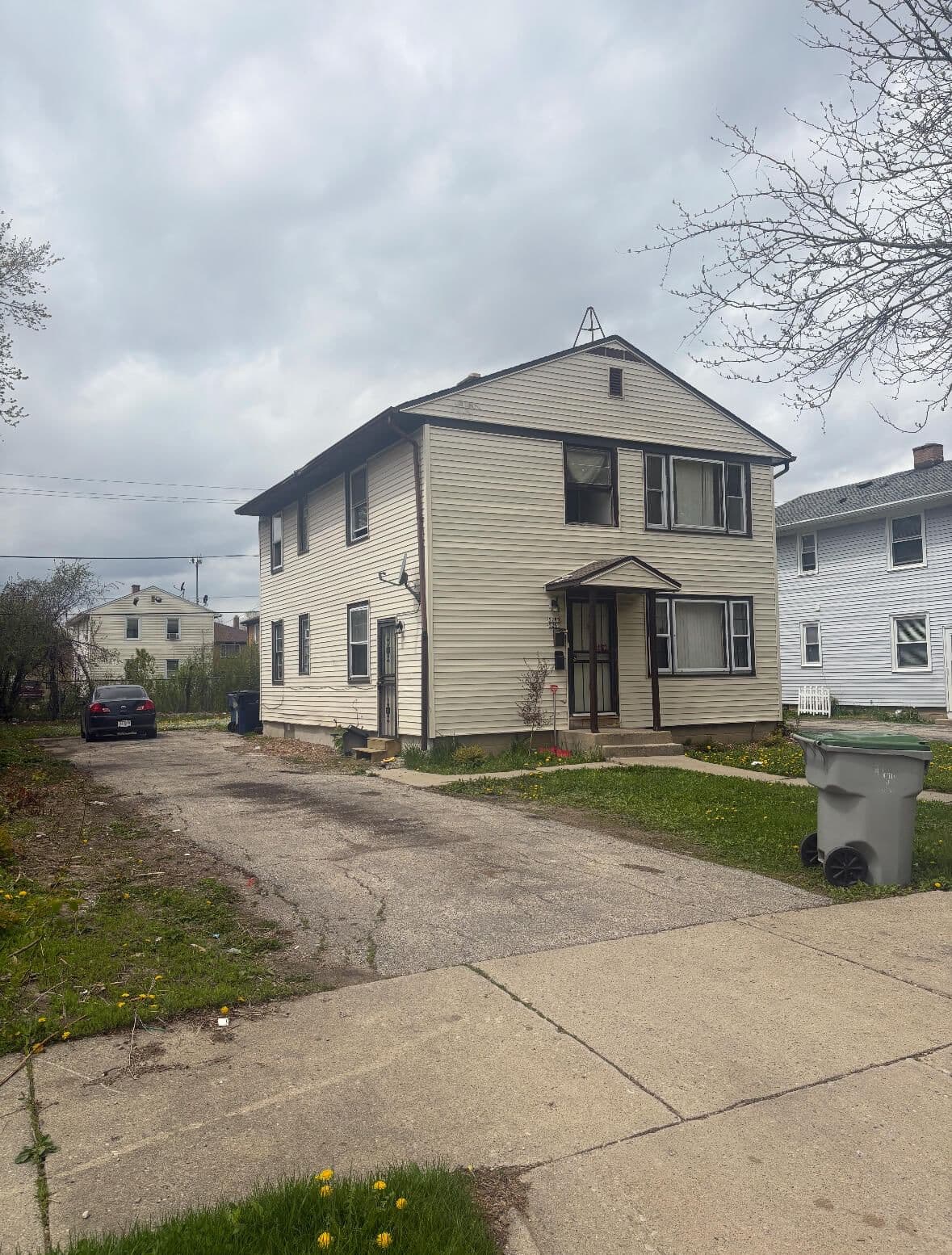 5281 28th, Milwaukee, WI 53209