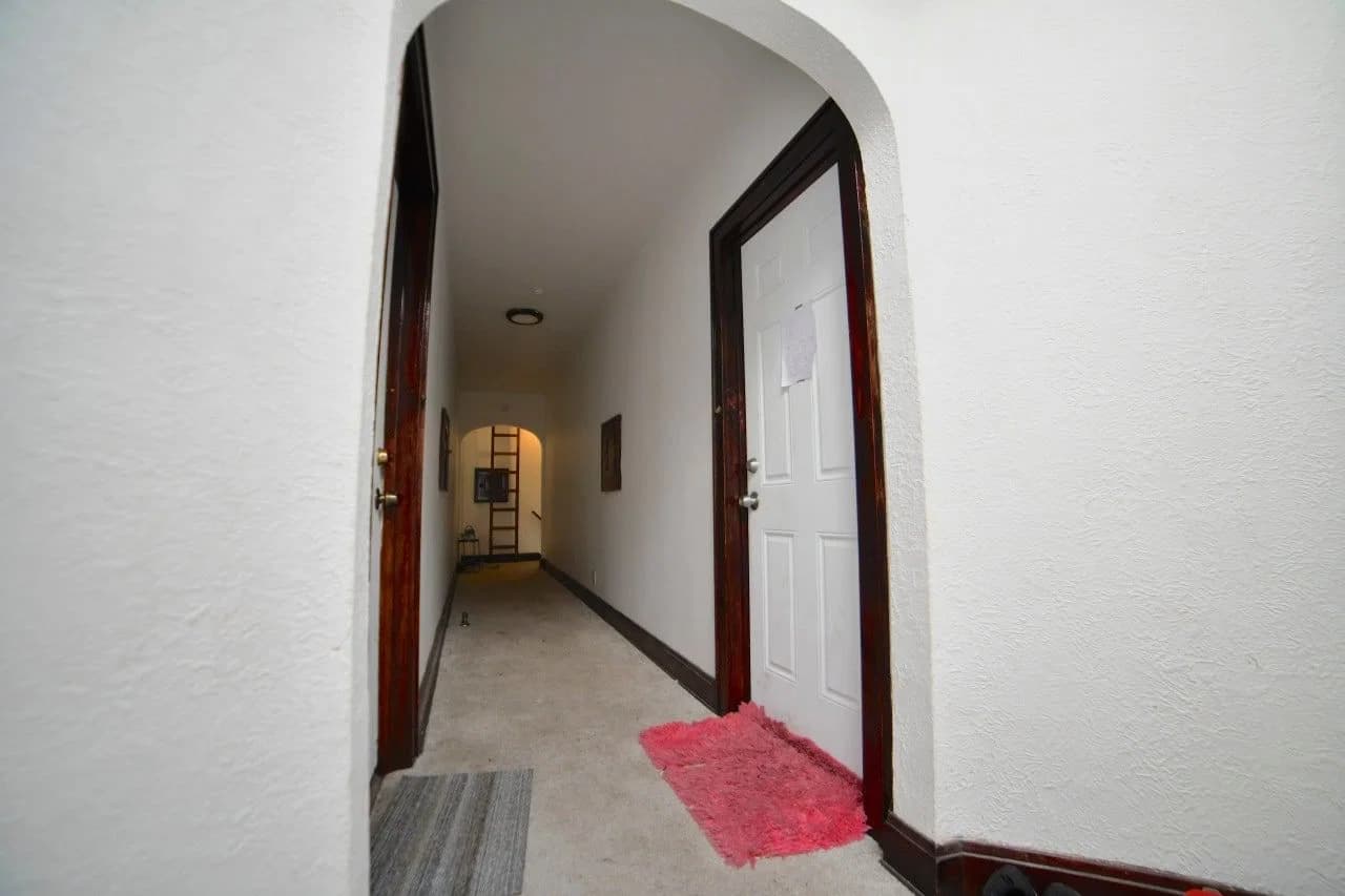 4480 Hopkins 3