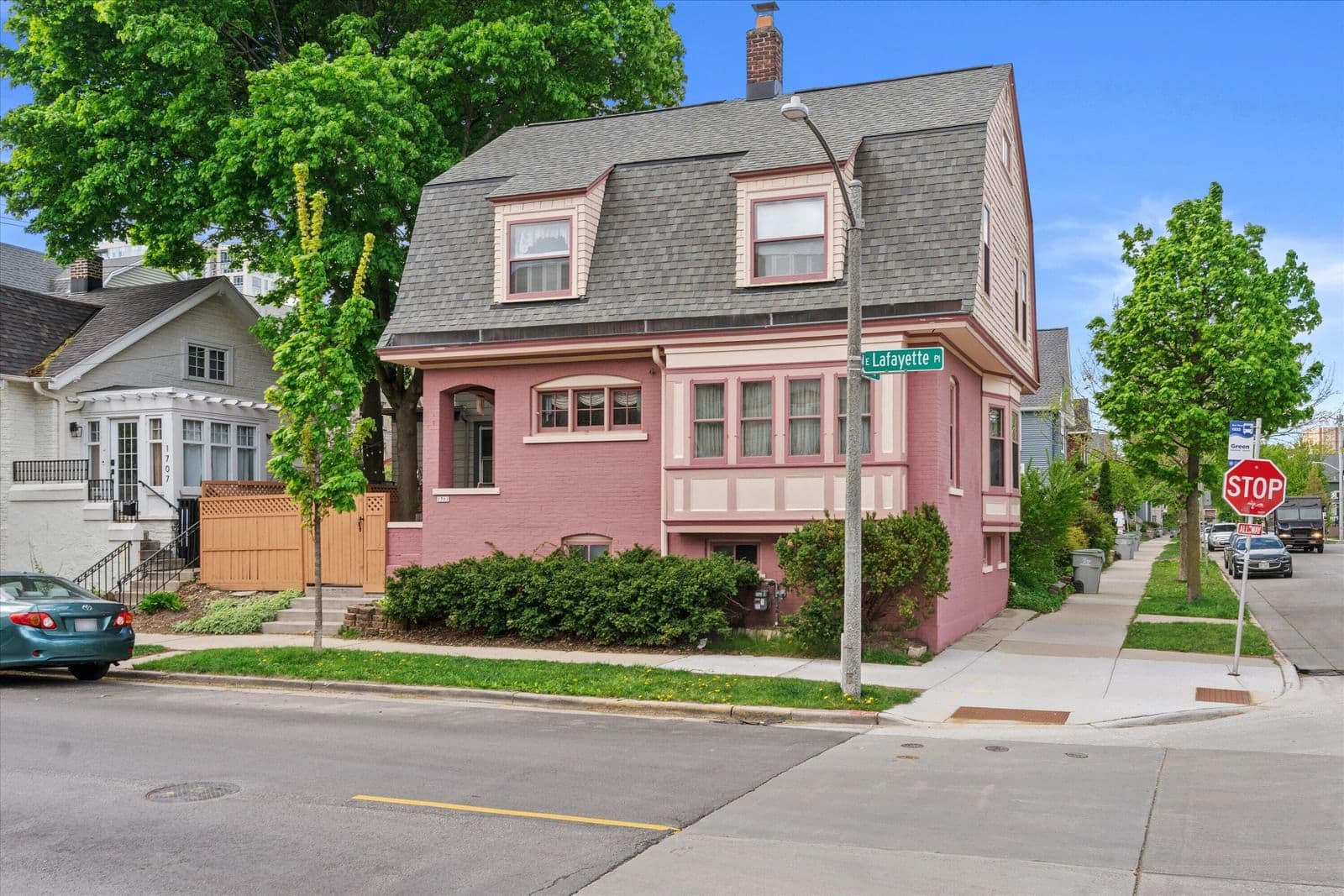 1701 Lafayette, Milwaukee, WI 53202