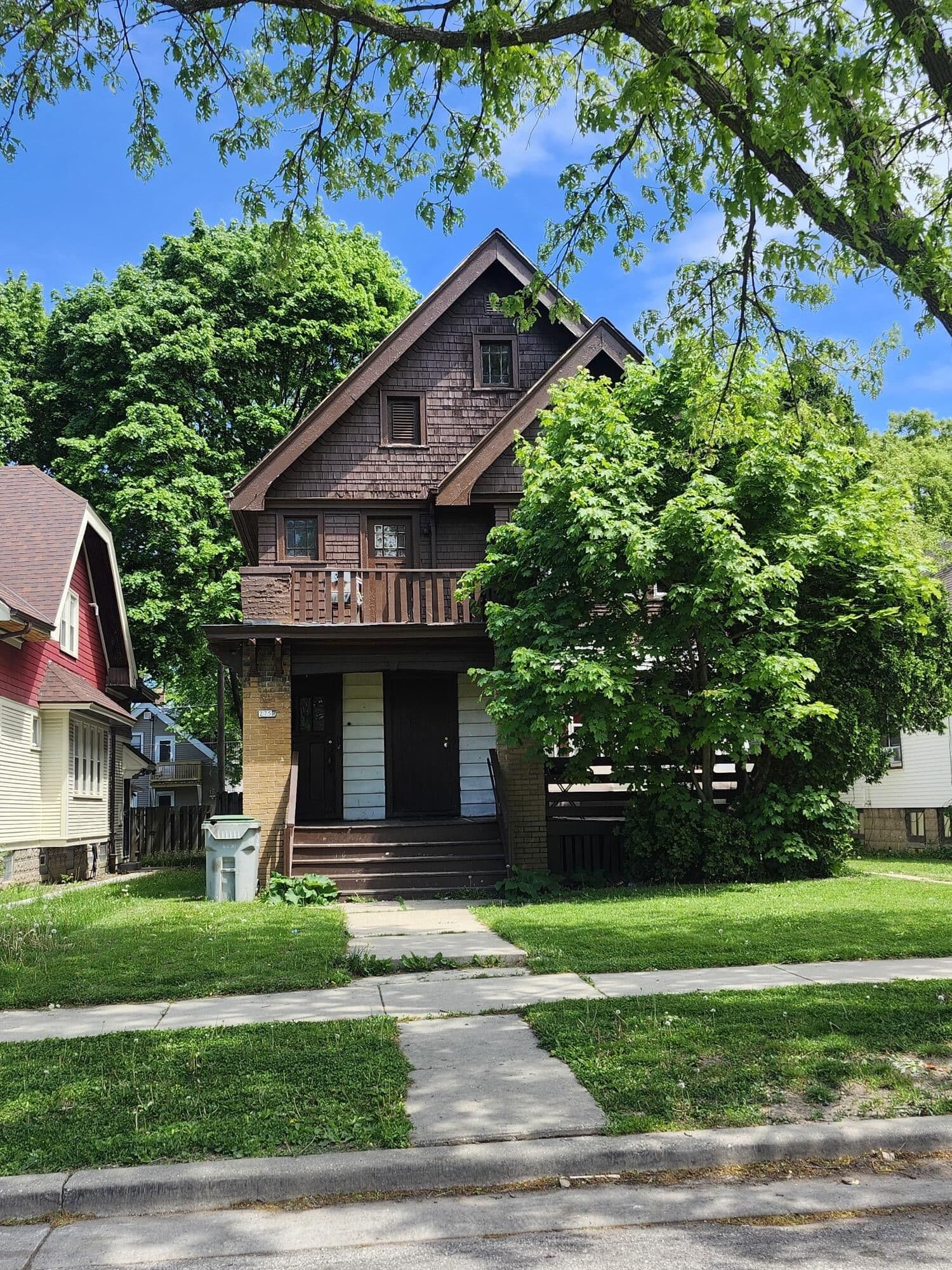 2754 49th, Milwaukee, WI 53210