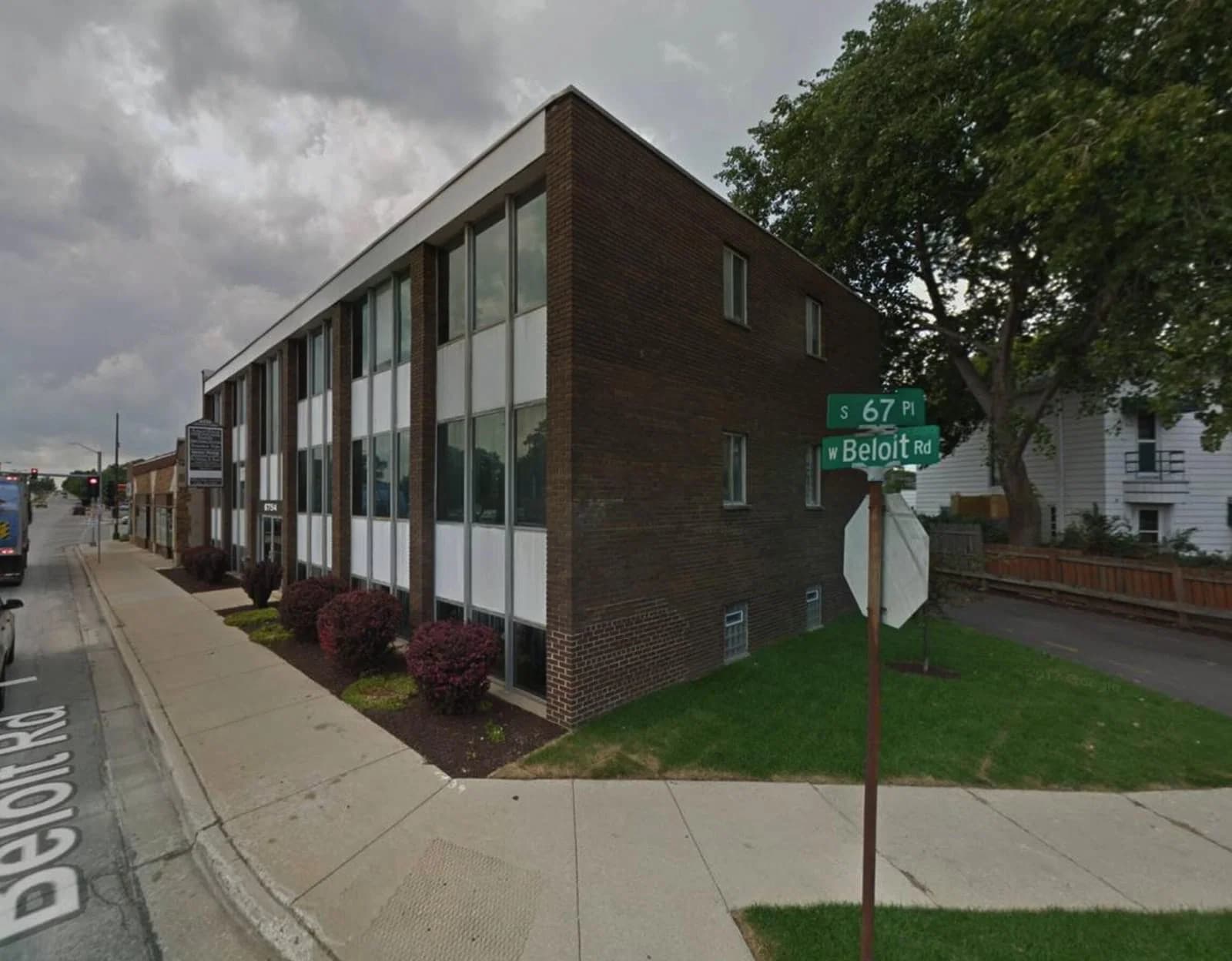 6754 Beloit, West Allis, WI 53219