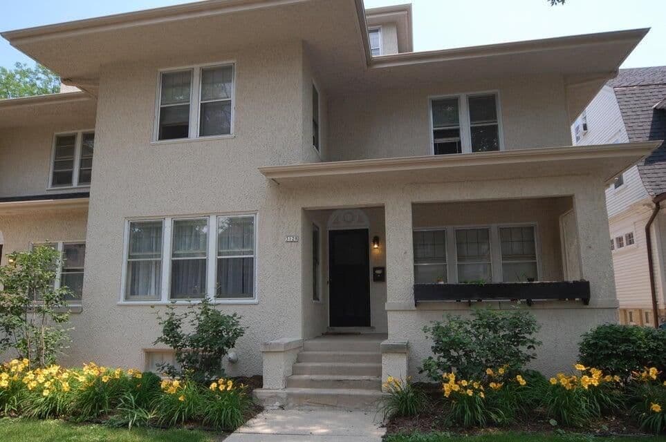 3132 Shepard, Milwaukee, WI 53211