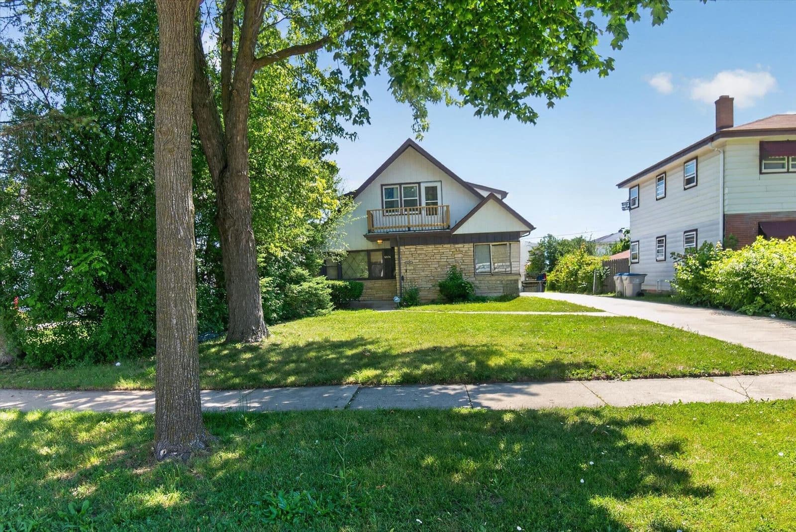 5936 84th, Milwaukee, WI 53225