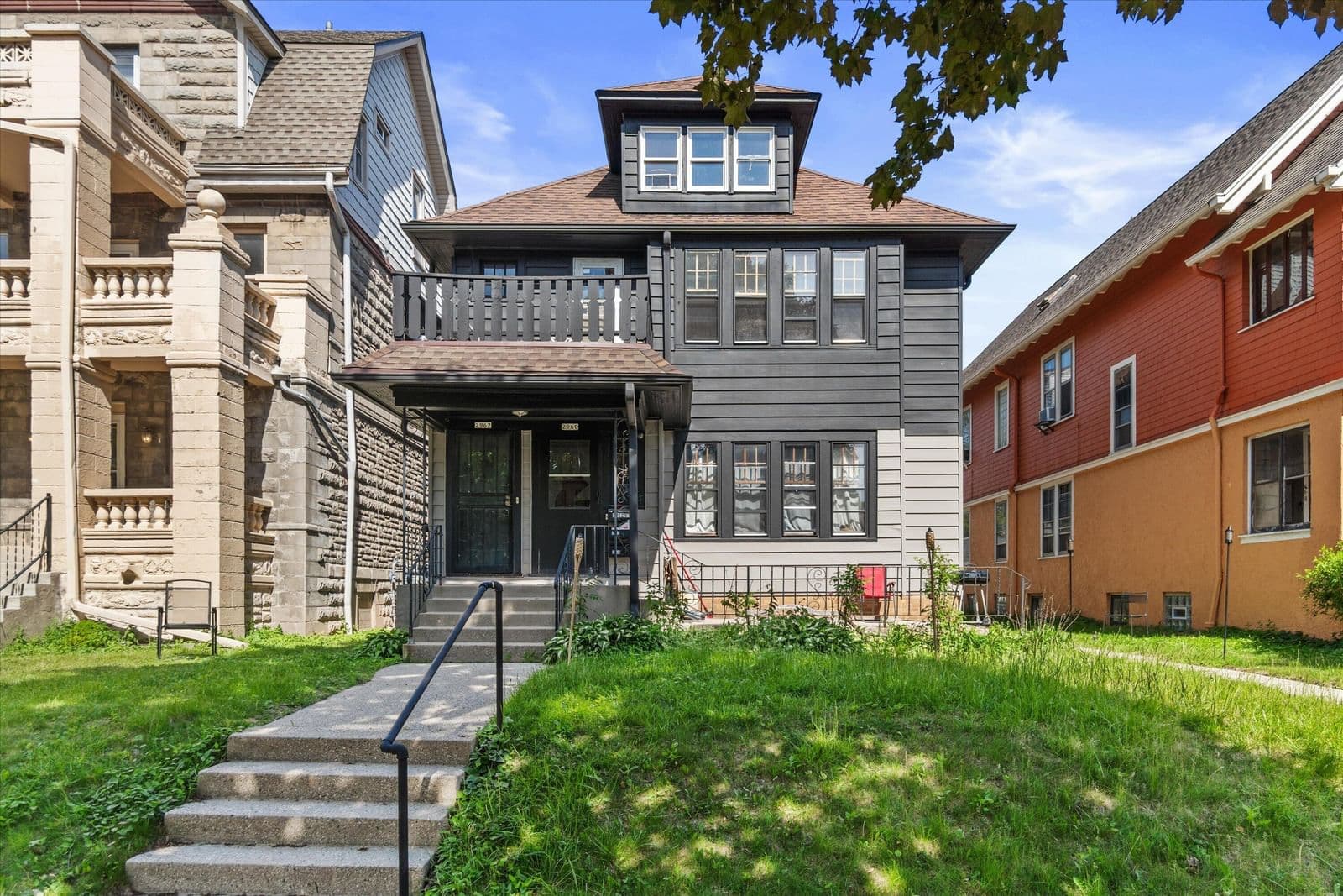 2960 Maryland, Milwaukee, WI 53211