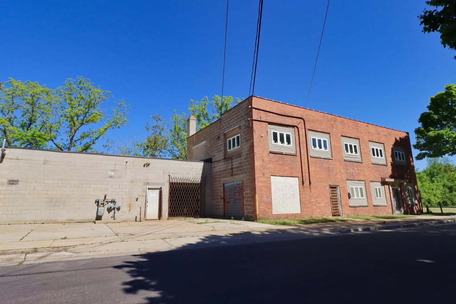 2116 31st, Milwaukee, WI 53208