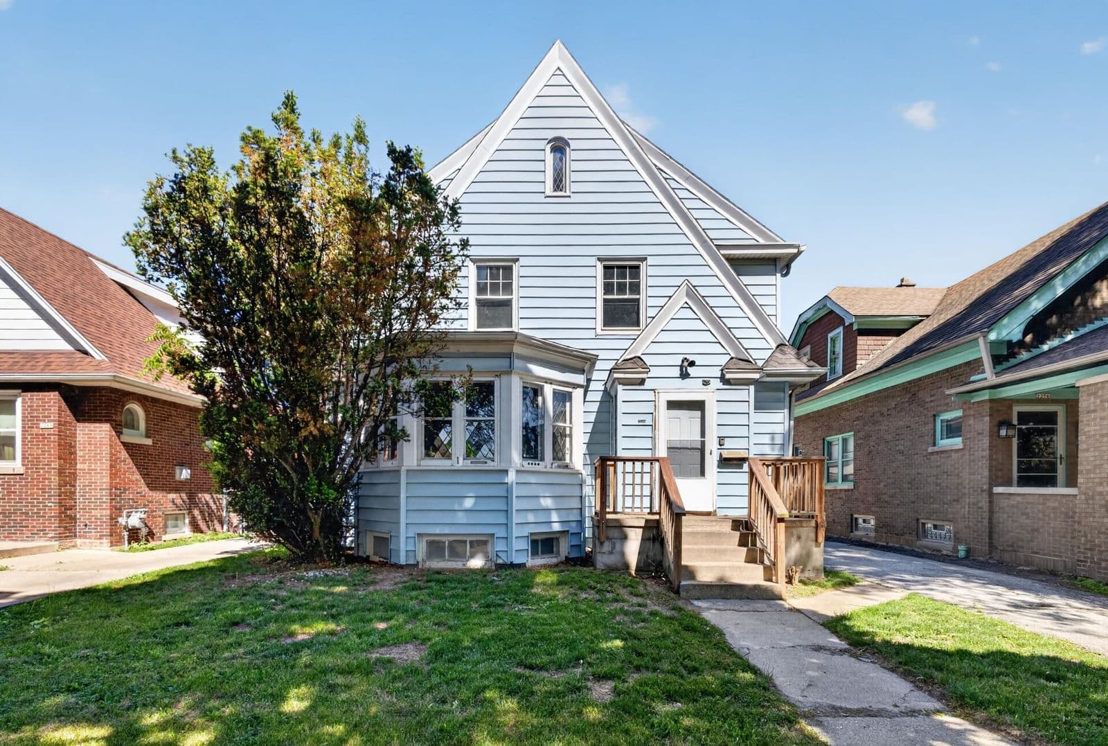 2260 60th, Milwaukee, WI 53208