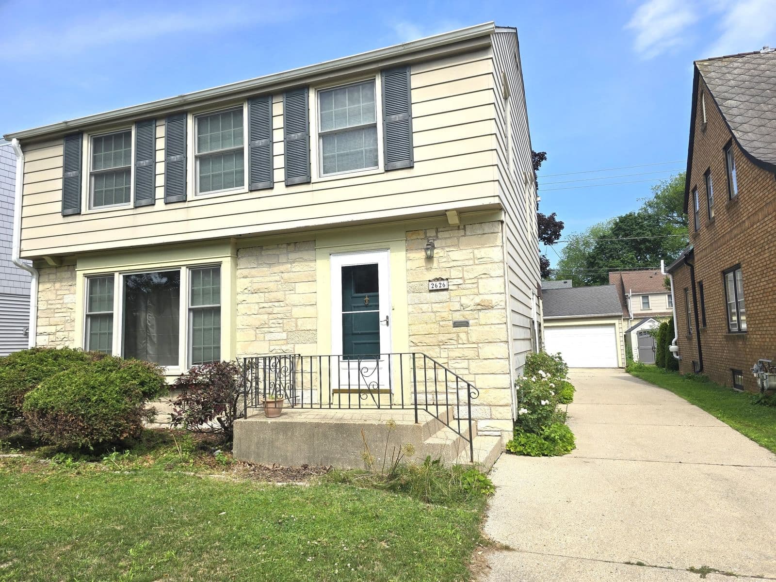 2626 73rd, Wauwatosa, WI 53213