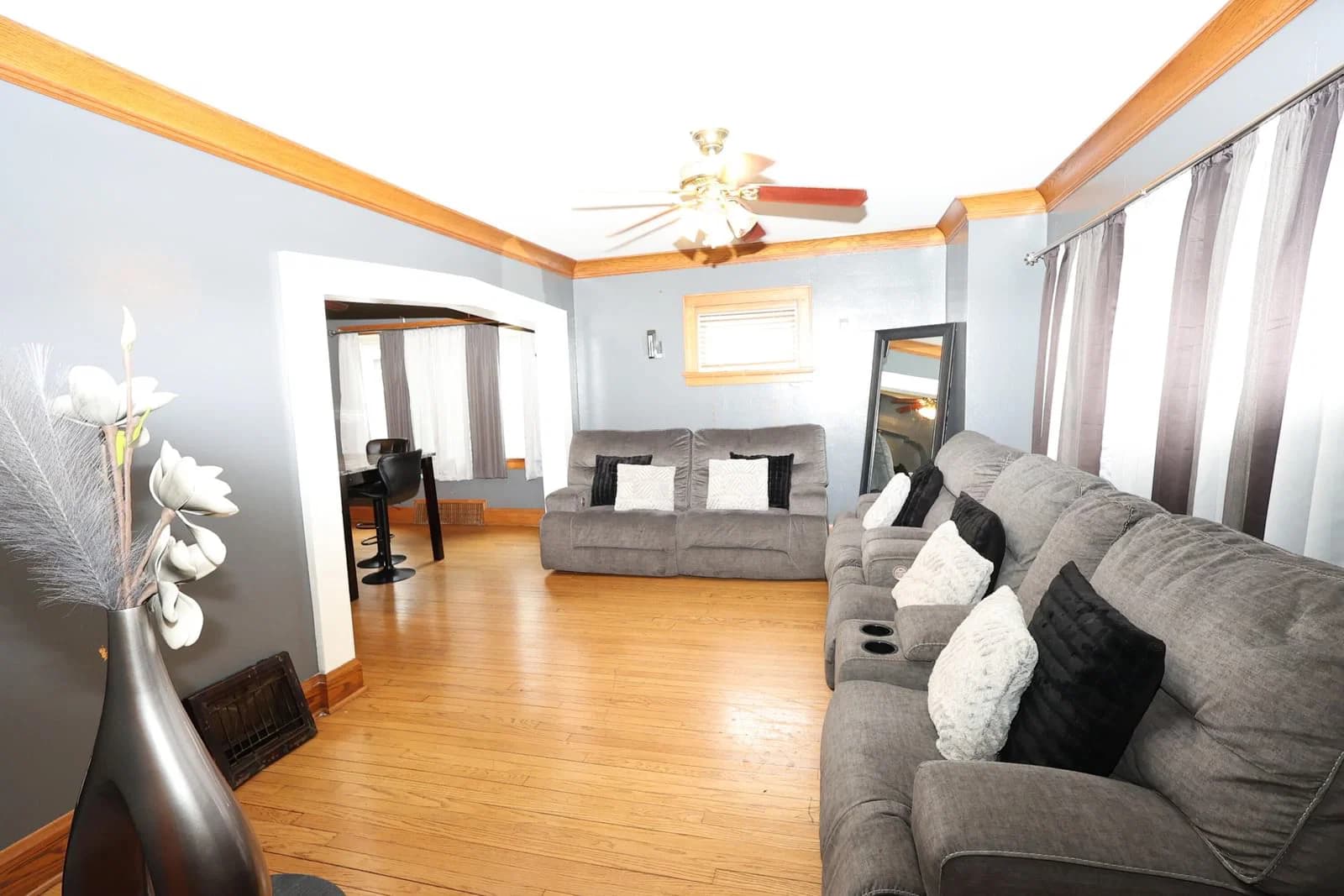 4064 24th, Milwaukee, WI 53209