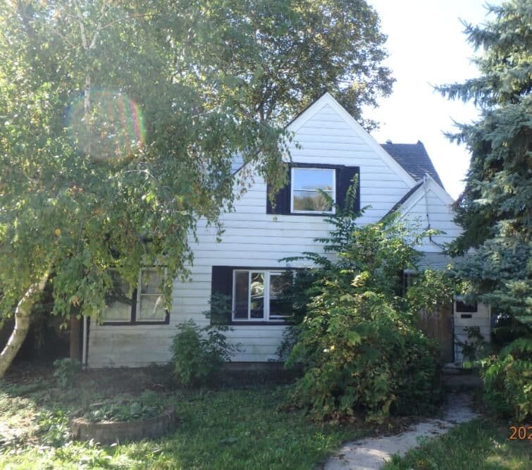 4155 Montreal, Milwaukee, WI 53216