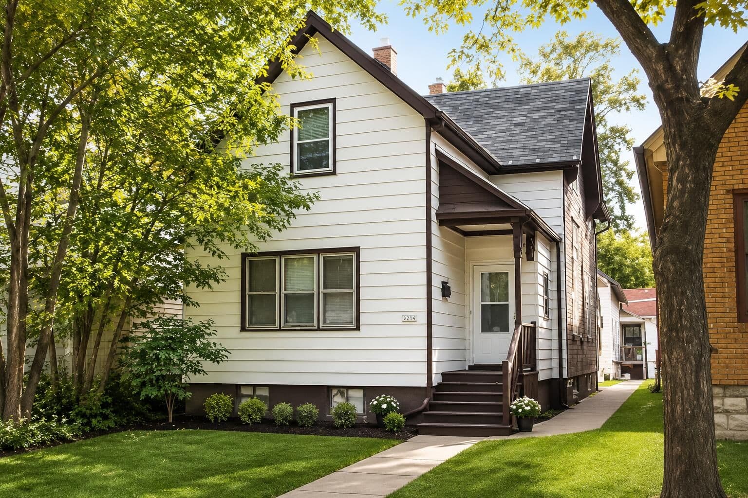 1522 15th, Milwaukee, WI 53204