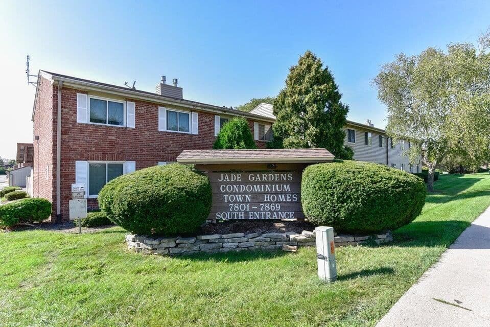 7801 60th, Milwaukee, WI 53223