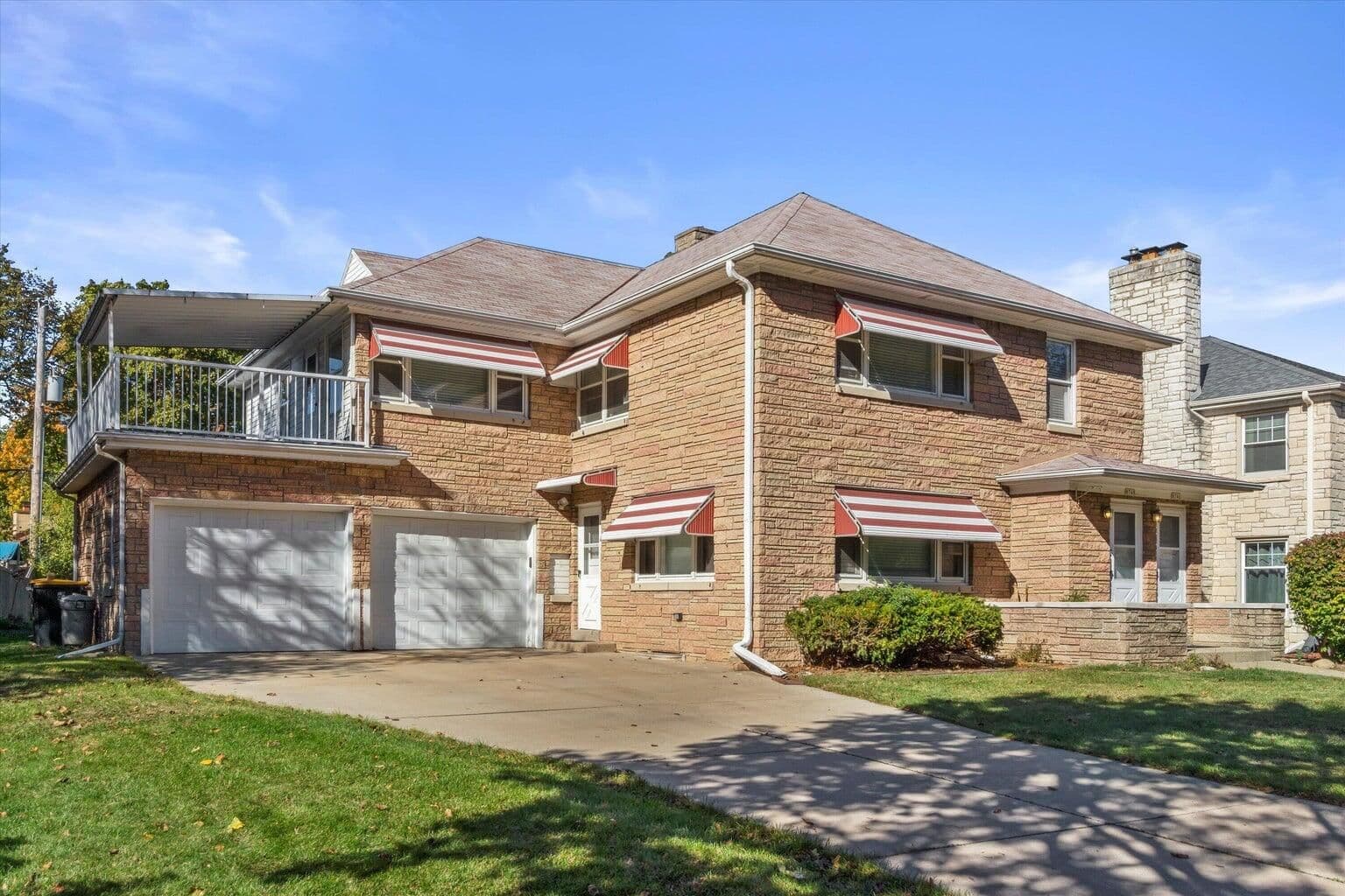 8748 Parkview, Wauwatosa, WI 53226