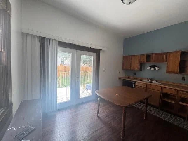 1746 Cambridge 3